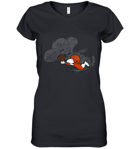 Chicago Bears Snoopy Plays The Football Game Women's V-Neck T-Shirt