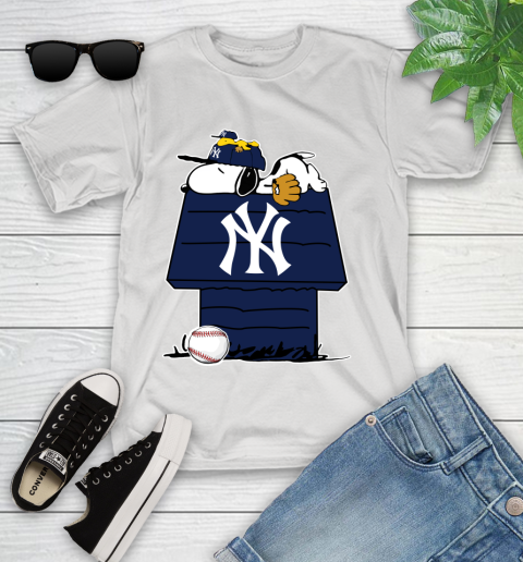 MLB New York Yankees Snoopy Woodstock The Peanuts Movie Baseball T Shirt Youth T-Shirt