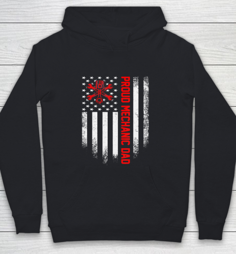 Father gift shirt Vintage USA American Flag Proud Mechanic Dad Distressed Gift T Shirt Youth Hoodie