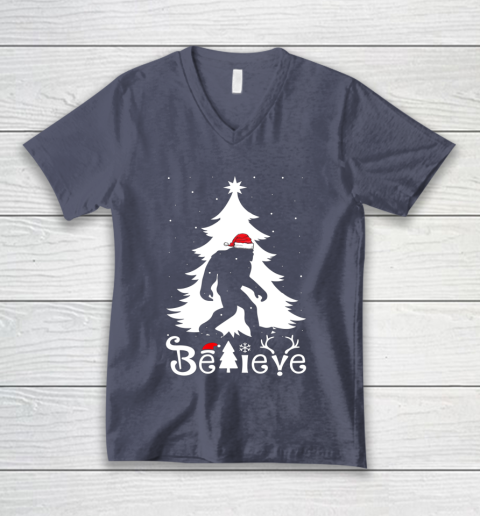Bigfoot Christmas Gifts For Men Boys Girls Funny Christmas V-Neck T-Shirt 7