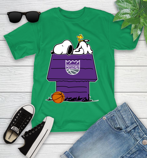 Sacramento Kings NBA Basketball Snoopy Woodstock The Peanuts Movie Youth T-Shirt 6