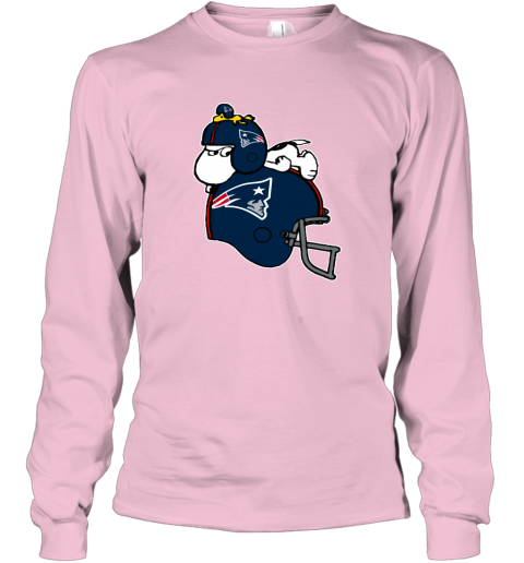 ybou snoopy and woodstock resting on new englands patriots helmet long sleeve tee 14 front light pink