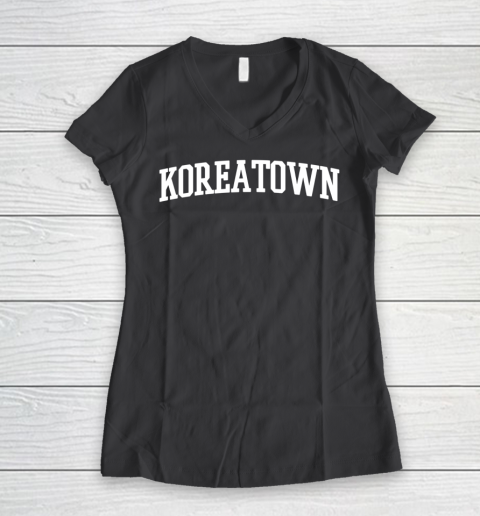Forever 21 Koreatown Shirt Women's V-Neck T-Shirt 6
