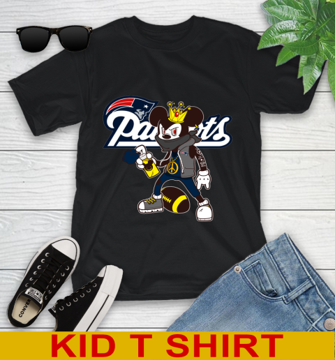 New England Patriots NFL Football Mickey Peace Sign Sports Youth T-Shirt 2