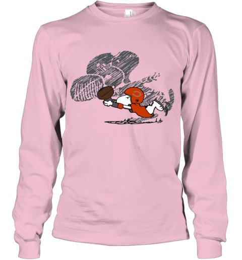 ms9c chicago bears snoopy plays the football game youth long sleeve 50 front light pink