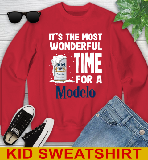 I't the most wonderful time for a Modelo Especial beer lovers 115