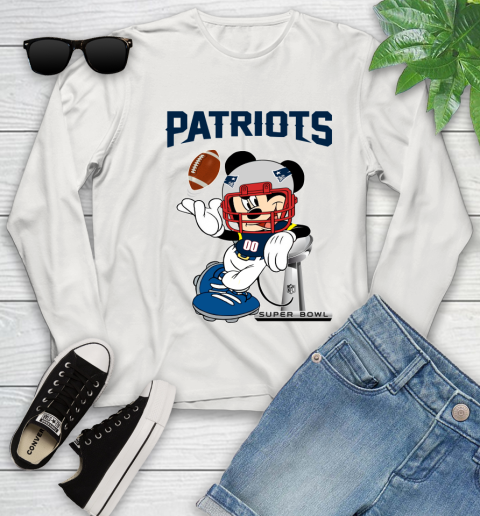 NFL New England Patriots Mickey Mouse Disney Super Bowl Football T Shirt Youth Long Sleeve 12