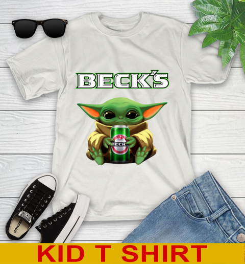Star Wars Baby Yoda Hugs Beck's Beer Shirt 112