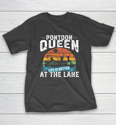 Pontoon Queen Funny Boating Lake Pontooning T-Shirt
