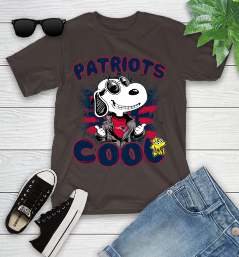 NFL Football New England Patriots Cool Snoopy Shirt Youth T-Shirt 6