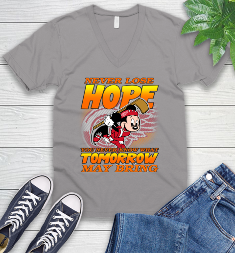 Detroit Red Wings NHL Hockey ootball Mickey Disney Never Lose Hope V-Neck T-Shirt 3