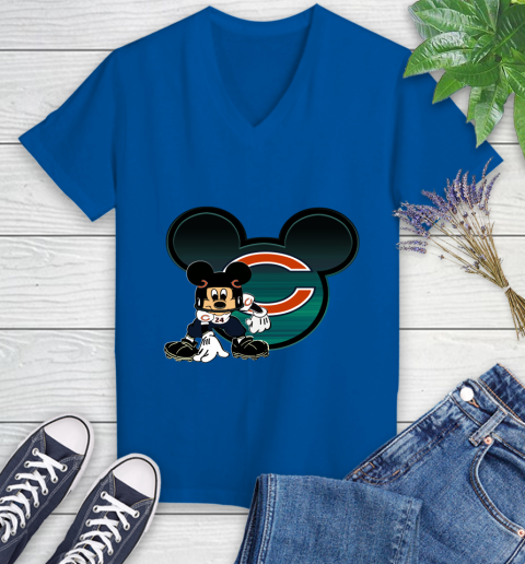NFL Chicago Bears Mickey Mouse Disney Football T Shirt Women's V-Neck T-Shirt 10
