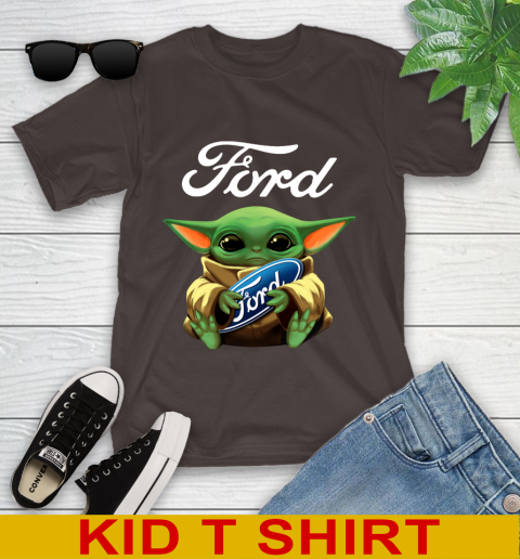 Star Wars Baby Yoda Hugs Ford Car Shirt 102