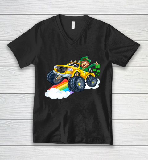 Leprechaun Monster Truck Rainbow Shamrock St Patrick Day Boy V-Neck T-Shirt