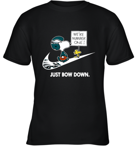 Philadelphia Eagles Are Number One – Just Bow Down Snoopy Youth T-Shirt