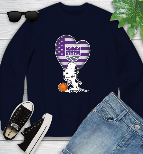 Sacramento Kings NBA Basketball The Peanuts Movie Adorable Snoopy Youth Sweatshirt 3