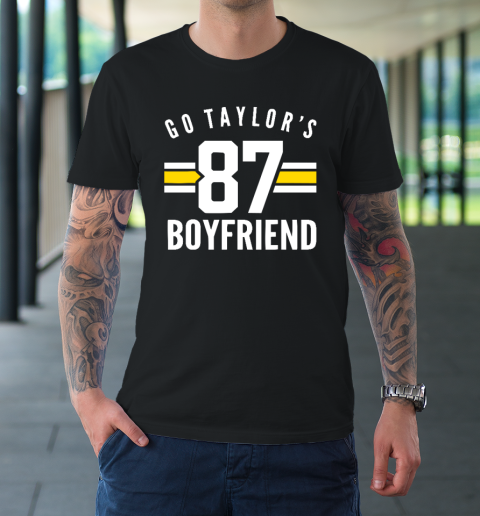 Go Taylors Boyfriend Football Funny Go Taylor's T-Shirt