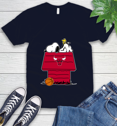 Chicago Bulls NBA Basketball Snoopy Woodstock The Peanuts Movie V-Neck T-Shirt 3