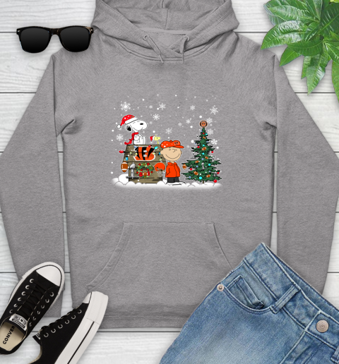 NFL Cincinnati Bengals Snoopy Charlie Brown Christmas Football Super Bowl Sports Youth Hoodie 6