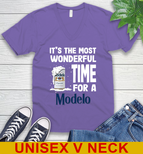 I't the most wonderful time for a Modelo Especial beer lovers 54