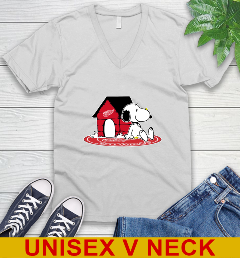 NHL Hockey Detroit Red Wings Snoopy The Peanuts Movie Shirt V-Neck T-Shirt