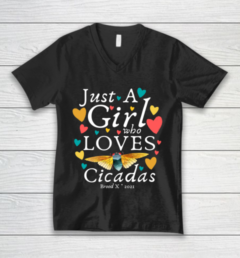 Cicada 2021 Funny tshirt Just A Girl Who Loves Cicadas Brood X 2021 V-Neck T-Shirt