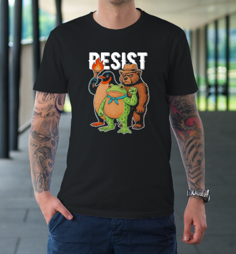 Portland Frog Protester Resist Animals Shirt T-Shirt