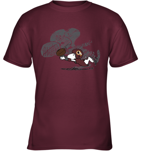 Washington Redskins Snoopy Plays The Football Game Youth T-Shirt