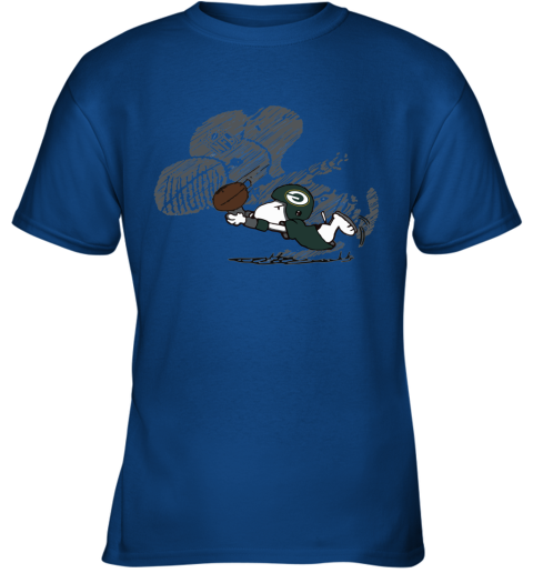 Green Bay Packers Snoopy Plays The Football Game Youth T-Shirt