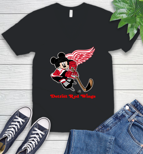 NHL Detroit Red Wings Mickey Mouse Disney Hockey T Shirt V-Neck T-Shirt 2