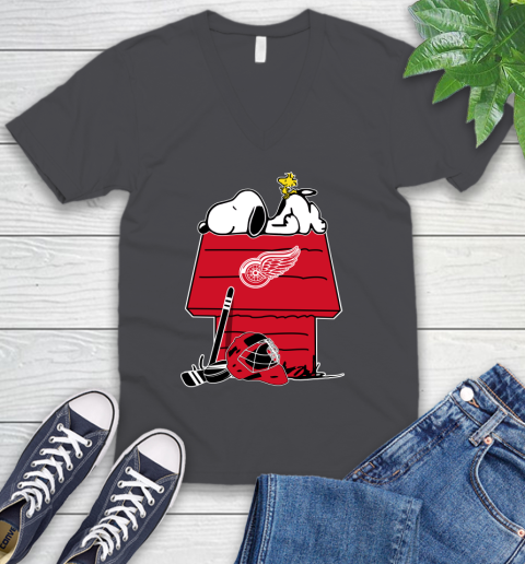 Detroit Red Wings NHL Hockey Snoopy Woodstock The Peanuts Movie V-Neck T-Shirt 5
