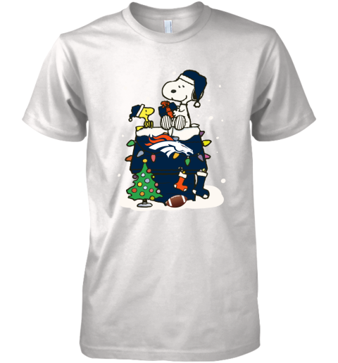 A Happy Christmas With Denver Broncos Snoopy Premium Men's T-Shirt