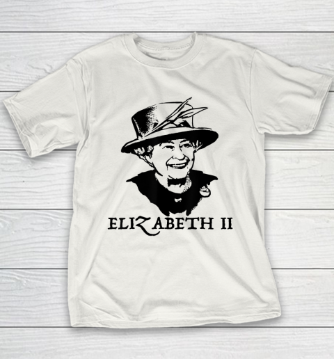 Queen II  Elizabeth England  Queen of England 1920 2022 Youth T-Shirt