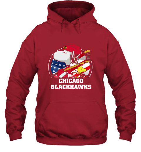 72l8-chicago-blackhawks-ice-hockey-snoopy-and-woodstock-nhl-hoodie-23-front-red-480px