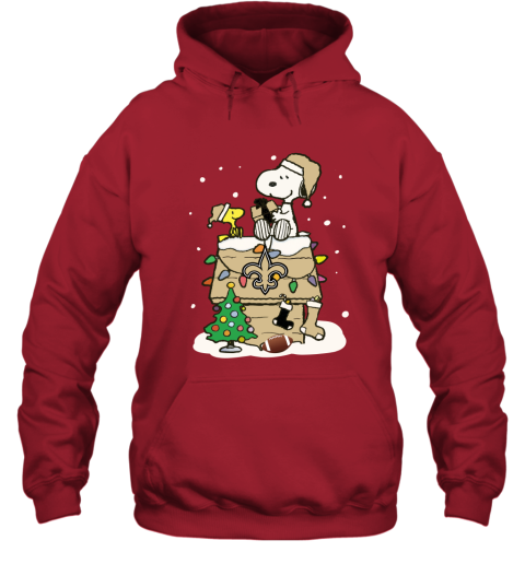 ybf0 a happy christmas with new orleans saints snoopy hoodie 23 front red
