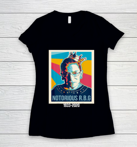 Vintage Notorious RBG 1933  2020 Shirt Women's V-Neck T-Shirt