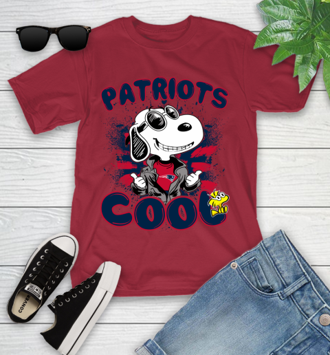 NFL Football New England Patriots Cool Snoopy Shirt Youth T-Shirt 12