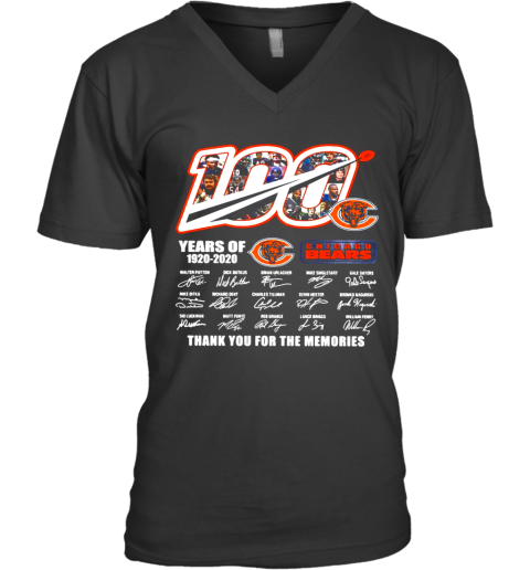 100 Years Of 1920 2020 Chicago Bears Thank You For The Memories Signatures V-Neck T-Shirt