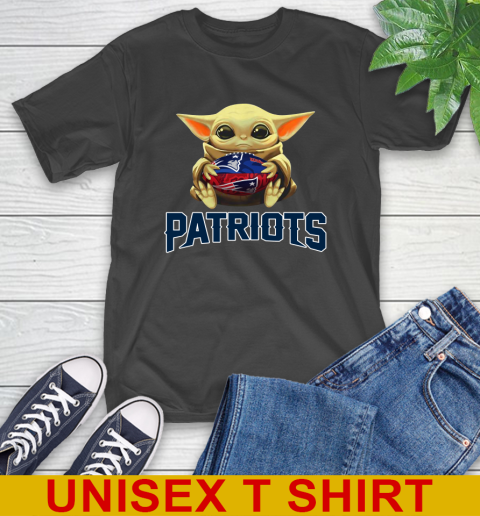 NFL Football New England Patriots Baby Yoda Star Wars Shirt T-Shirt 2