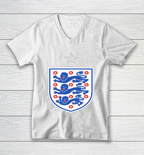 England Three Heraldic Lions Crest Soccer Football 2020 2021 V-Neck T-Shirt