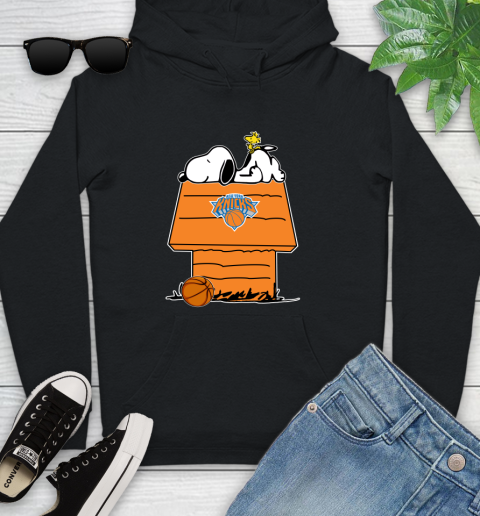 New York Knicks NBA Basketball Snoopy Woodstock The Peanuts Movie Youth Hoodie 2