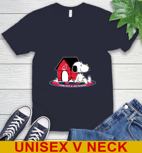 MLB Baseball Cleveland Indians Snoopy The Peanuts Movie Shirt V-Neck T-Shirt 3