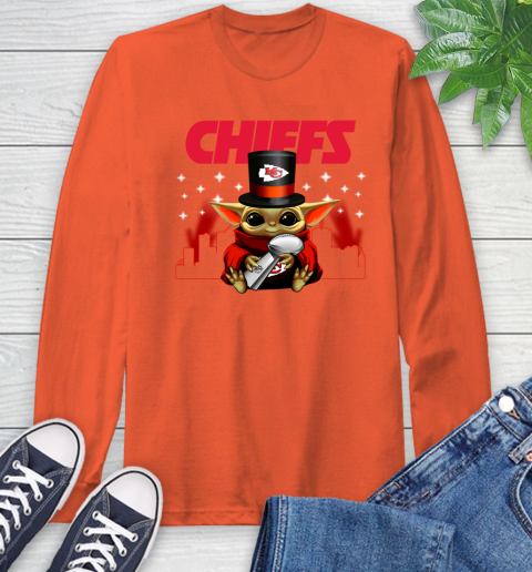 Super Bowl Baby Yoda Loves The Kansas City Chiefs Star Wars NFL Shirts 57