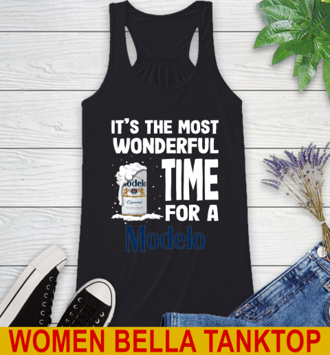 I't the most wonderful time for a Modelo Especial beer lovers 37