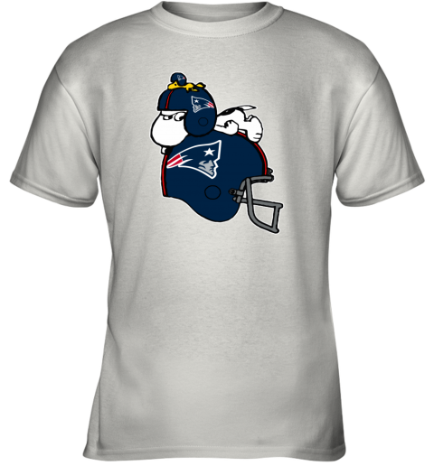 zvpn snoopy and woodstock resting on new englands patriots helmet youth t shirt 26 front white