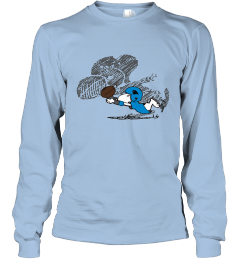 tf3e carolina panthers snoopy plays the football game long sleeve tee 14 front light blue