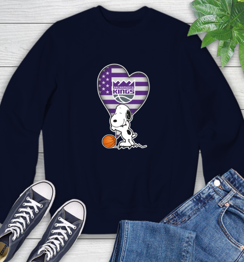 Sacramento Kings NBA Basketball The Peanuts Movie Adorable Snoopy Sweatshirt 4 Sacramento Kings NBA Basketball The Peanuts Movie Adorable Snoopy Sweatshirt - Image 4