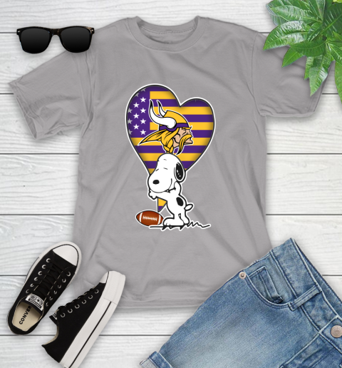 Minnesota Vikings NFL Football The Peanuts Movie Adorable Snoopy Youth T-Shirt 4