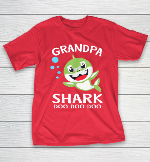 Grandpa Funny Gift Apparel  Grandpa Shark Funny Father's Day Gift T-Shirt 9