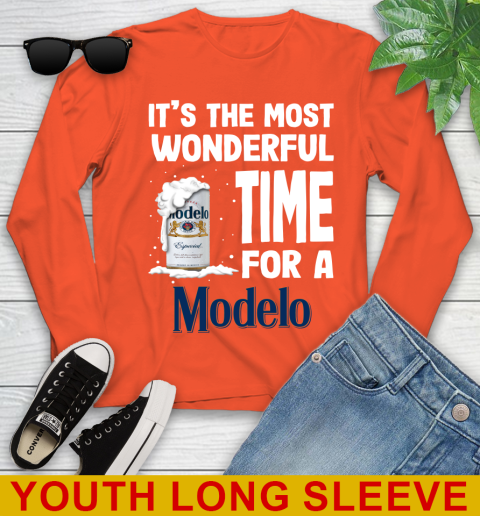 I't the most wonderful time for a Modelo Especial beer lovers 119